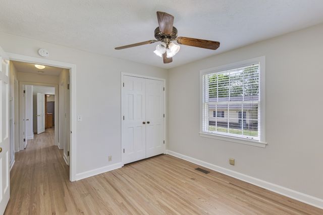 1512 Hadley Ave, Old Hickory, TN 37138