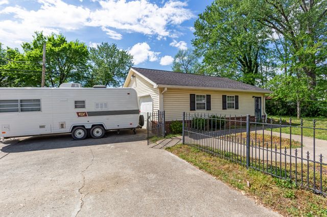 1512 Hadley Ave, Old Hickory, TN 37138