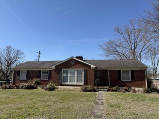 1512 Hadley Ave, Old Hickory, TN 37138