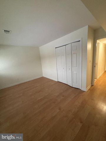 22-D AVON DR, Hightstown, NJ 08520