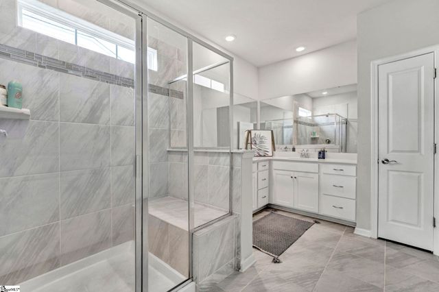 304 Double Crest Drive, Taylors, SC 29687