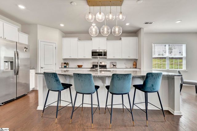 304 Double Crest Drive, Taylors, SC 29687