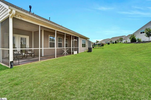 304 Double Crest Drive, Taylors, SC 29687