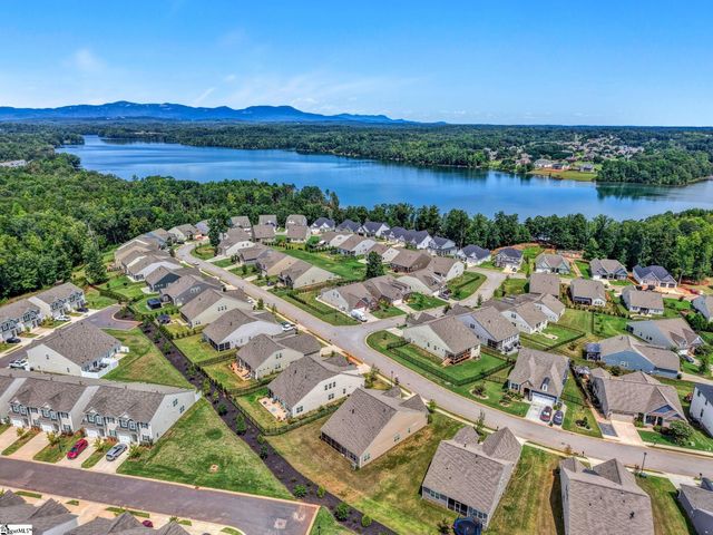 304 Double Crest Drive, Taylors, SC 29687