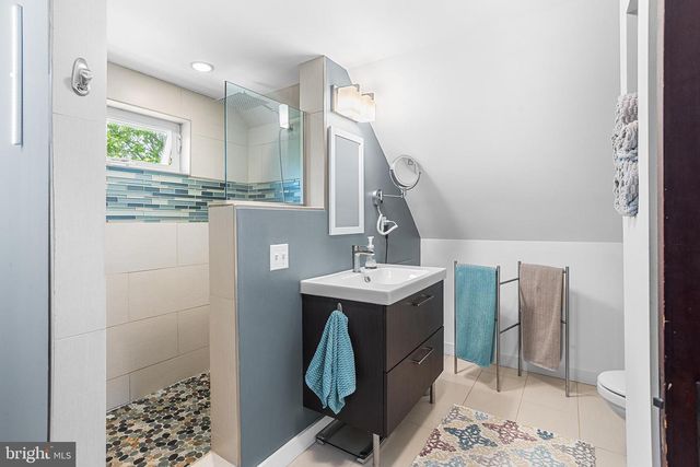 211 EDGEWOOD AVE, Delanco, NJ 08075