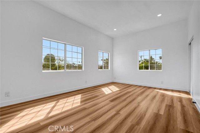 1200 S Castlegate, Compton, CA 90221