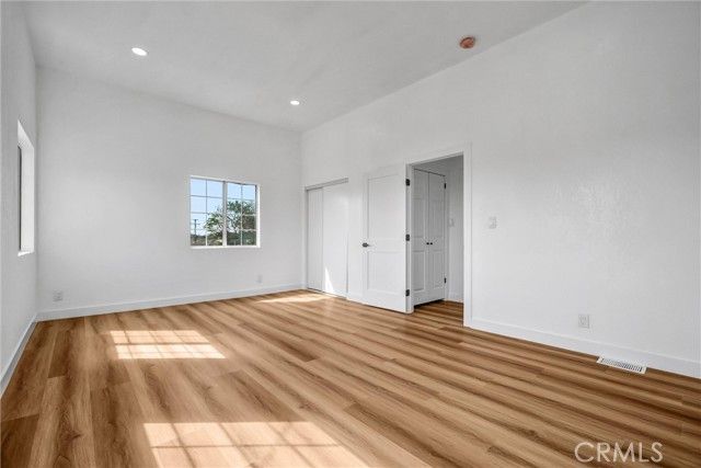 1200 S Castlegate, Compton, CA 90221