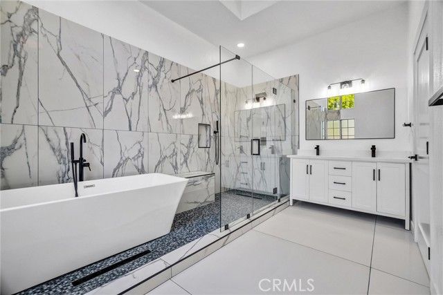 1200 S Castlegate, Compton, CA 90221