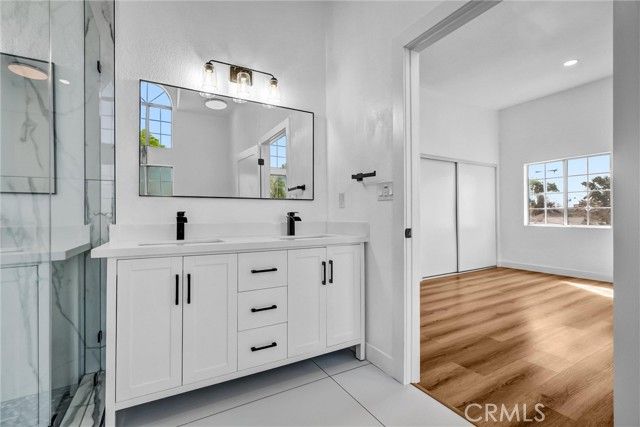 1200 S Castlegate, Compton, CA 90221