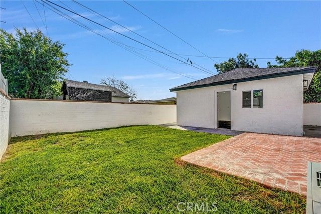 1200 S Castlegate, Compton, CA 90221
