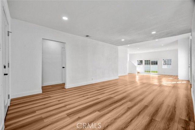 1200 S Castlegate, Compton, CA 90221