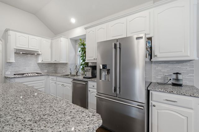 1216 Bayonet Street, Little Elm, TX 75068