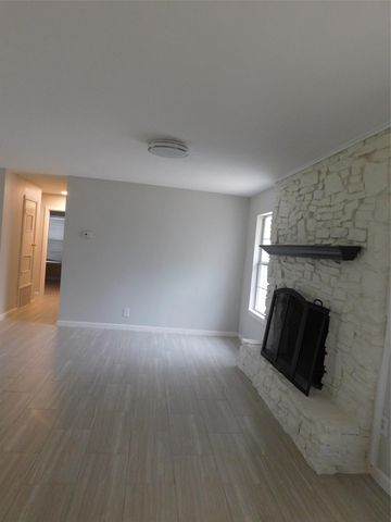 2307 Galway ST, Austin, TX 78758