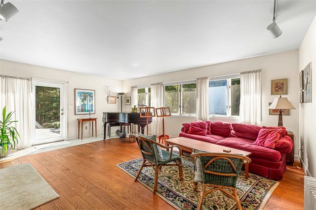 90 Battey Meetinghouse Road, Scituate, RI 02857