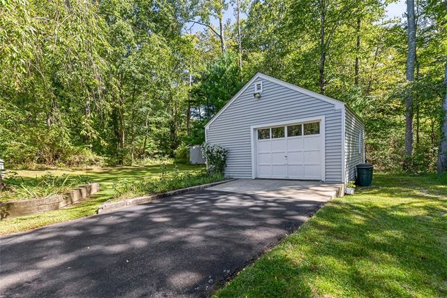 90 Battey Meetinghouse Road, Scituate, RI 02857