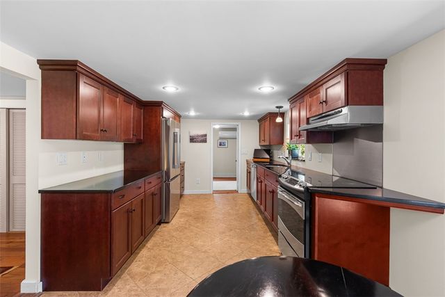 90 Battey Meetinghouse Road, Scituate, RI 02857