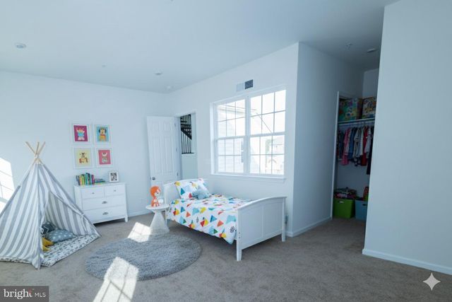 1817 COLT LN, Frederick, MD 21702