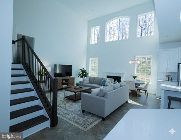 1817 COLT LN, Frederick, MD 21702