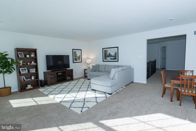 1817 COLT LN, Frederick, MD 21702