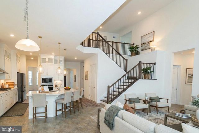 1817 COLT LN, Frederick, MD 21702