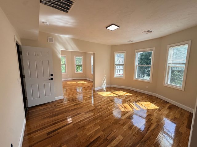 11 Louise Street 1, Worcester, MA 01607
