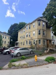 11 Louise Street 1, Worcester, MA 01607