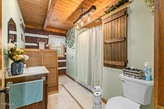 271 Caney Creek Road, Rogersville, TN 37857