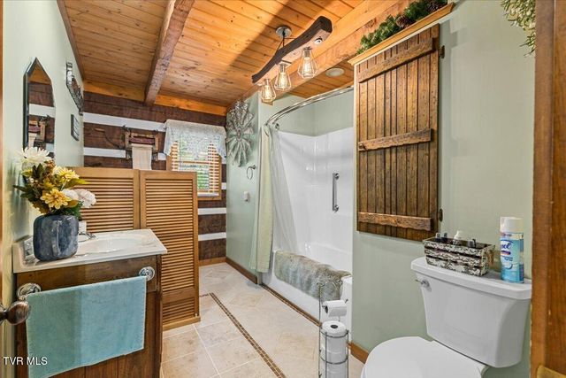 271 Caney Creek Road, Rogersville, TN 37857