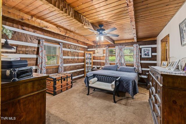 271 Caney Creek Road, Rogersville, TN 37857