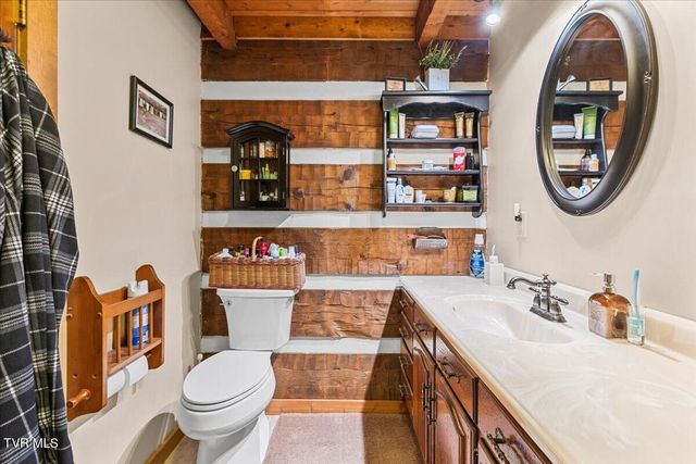 271 Caney Creek Road, Rogersville, TN 37857