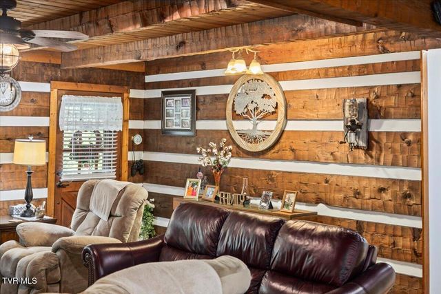 271 Caney Creek Road, Rogersville, TN 37857