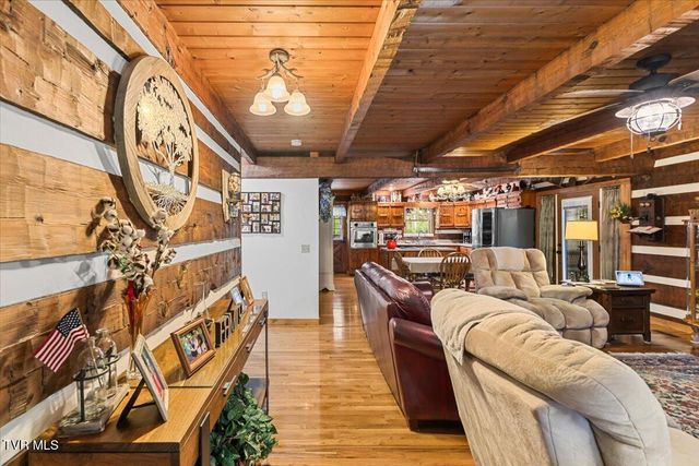 271 Caney Creek Road, Rogersville, TN 37857