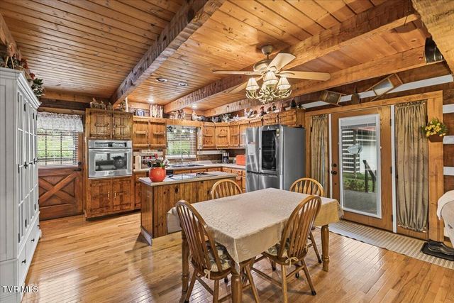 271 Caney Creek Road, Rogersville, TN 37857