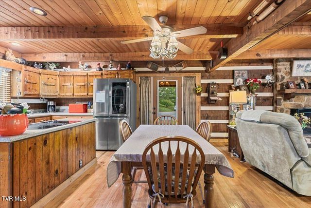 271 Caney Creek Road, Rogersville, TN 37857