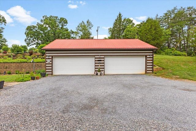 271 Caney Creek Road, Rogersville, TN 37857
