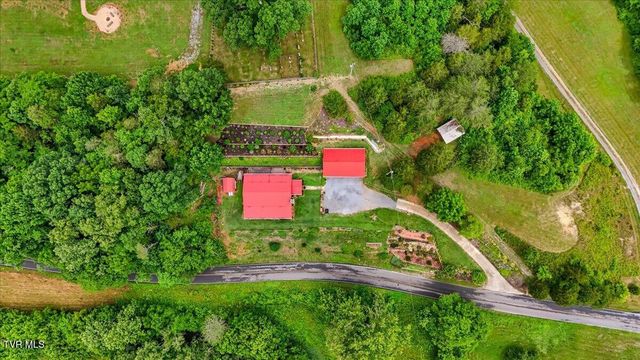 271 Caney Creek Road, Rogersville, TN 37857