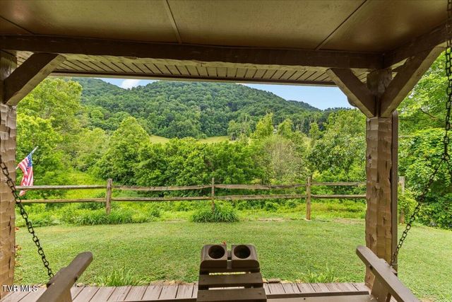 271 Caney Creek Road, Rogersville, TN 37857