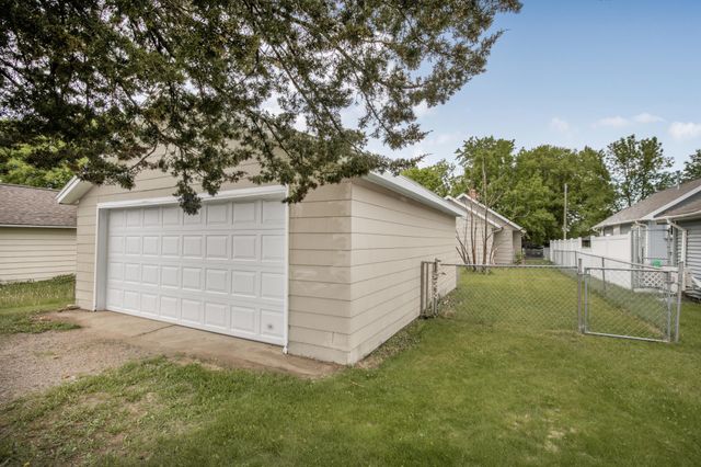 524 2nd Street SE, Saint Cloud, MN 56304