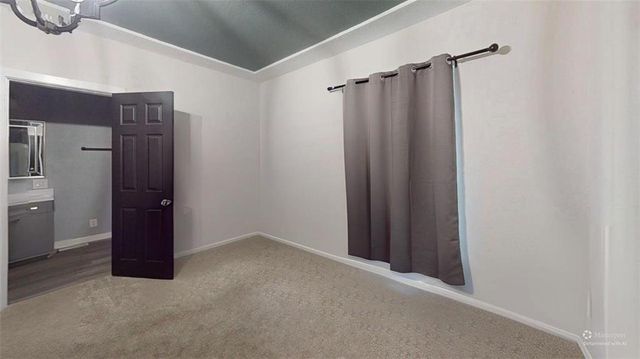 620 N Washington Street, Nevada, MO 64772
