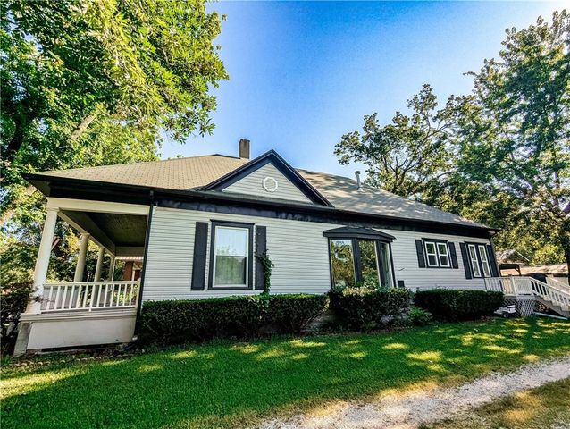 620 N Washington Street, Nevada, MO 64772