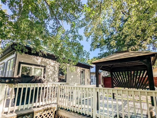 620 N Washington Street, Nevada, MO 64772