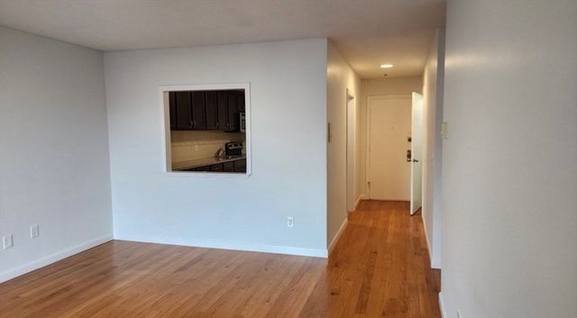 116 Spring St D2, Boston, MA 02132