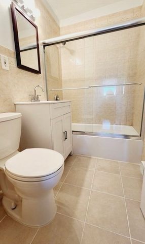 116 Spring St D2, Boston, MA 02132