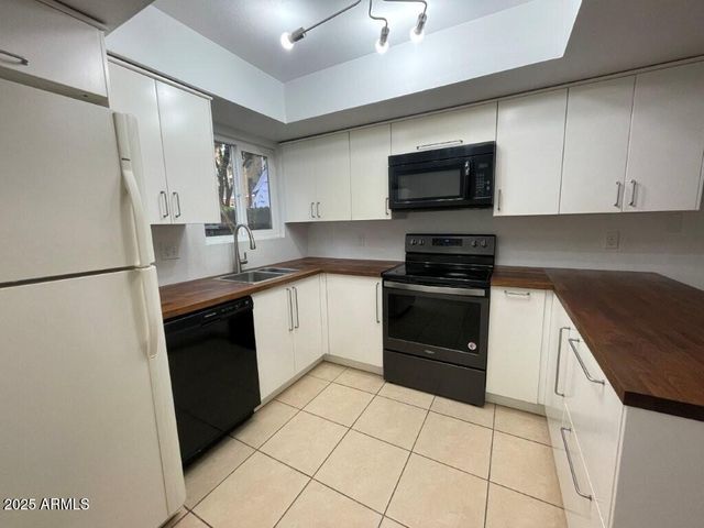 544 S WILSON Street 104, Tempe, AZ 85281