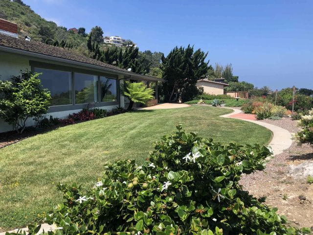 7742 Via Capri, La Jolla, CA 92037