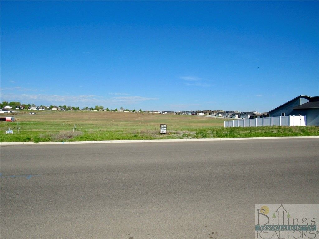 2030 Gleneagles Blvd, Billings, MT 59105 photo 10