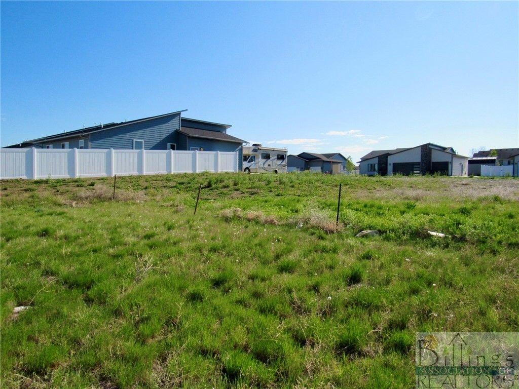 2030 Gleneagles Blvd, Billings, MT 59105 photo 12