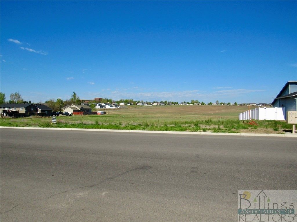 2030 Gleneagles Blvd, Billings, MT 59105 photo 14