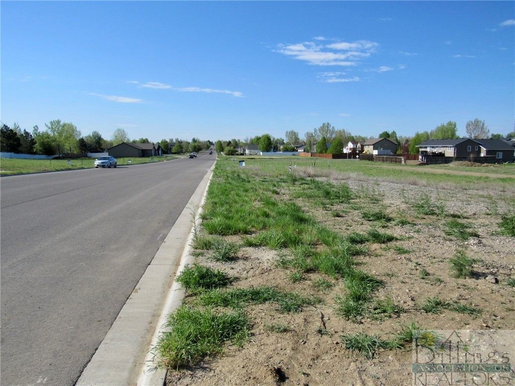 2030 Gleneagles Blvd, Billings, MT 59105 photo 9