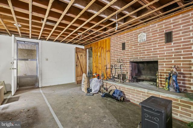 819 W MINER ST, West Chester, PA 19382